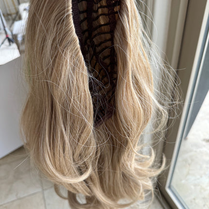 Tillstyle long wavy tied in half wig ash blonde with ombre blonde highlights water wave breathable base