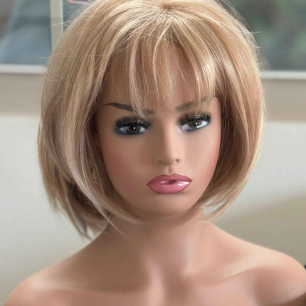 Tillstyle blonde highlighted short layered wig