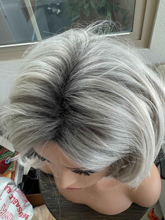 Tillstyle white silver grey short layered wig