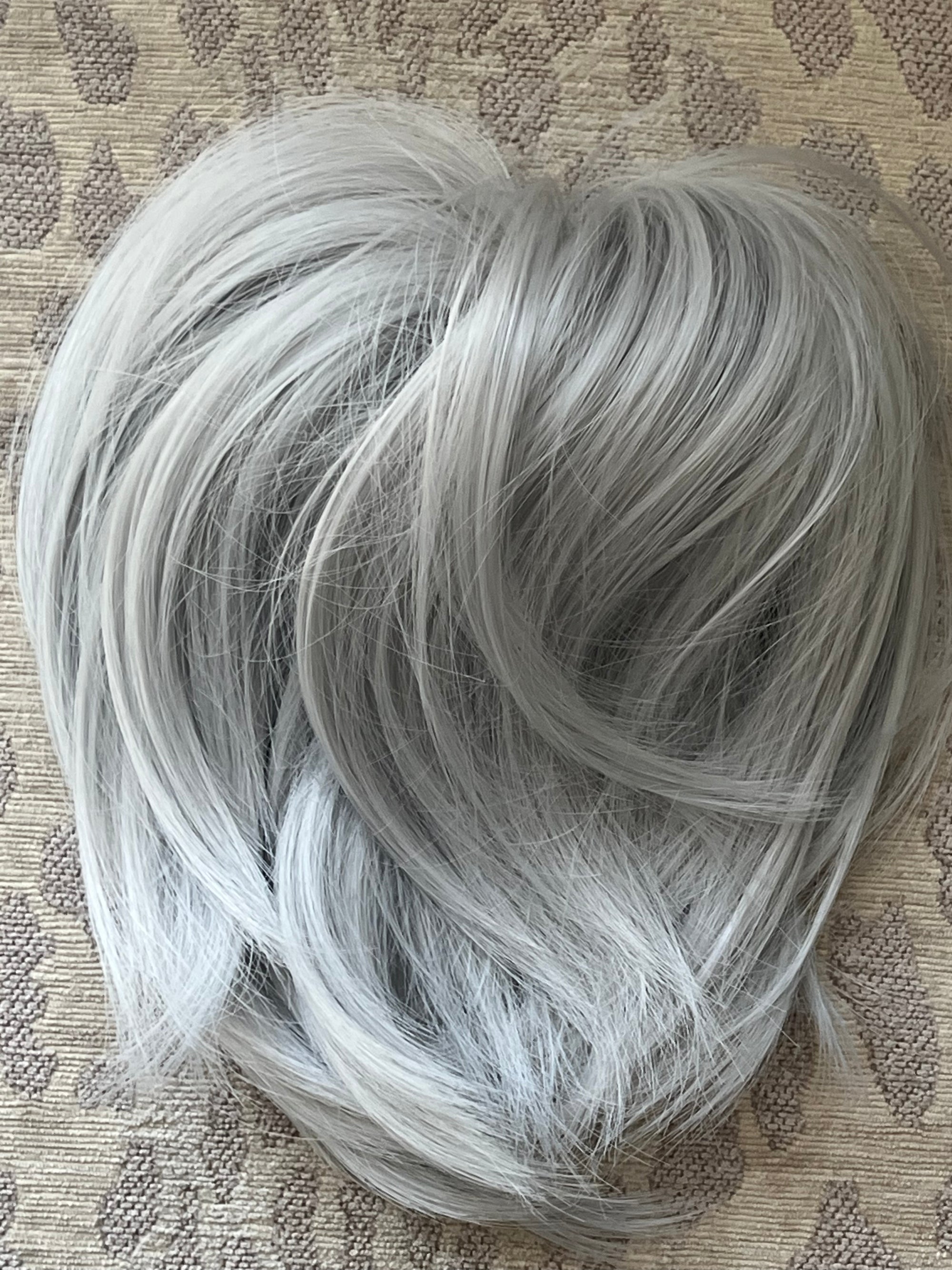 Tillstyle elastic Hair scrunchie bun tousled updo chignon light grey blonde white straight hair