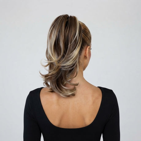 #color-ash-brown-withbkeach-blinde-highlights