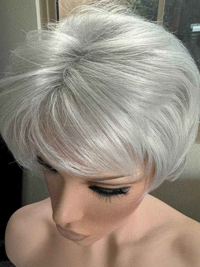 Tillstyle white silver layered wig /short pixy  wig