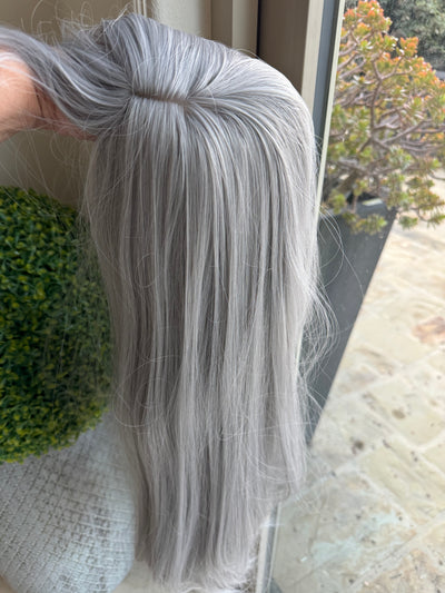 Tillstyle long silver wig with bangs straight wig for women 26 inch