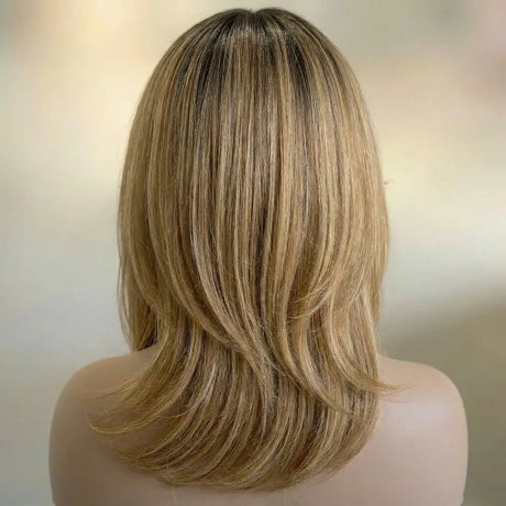 #color-honey-blonde-with-brown-roots