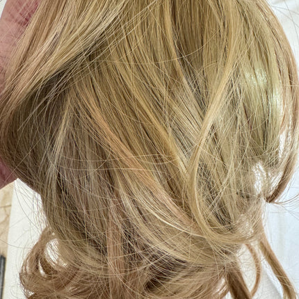 Tillstyle honey blonde clip in ponytail extension wavy