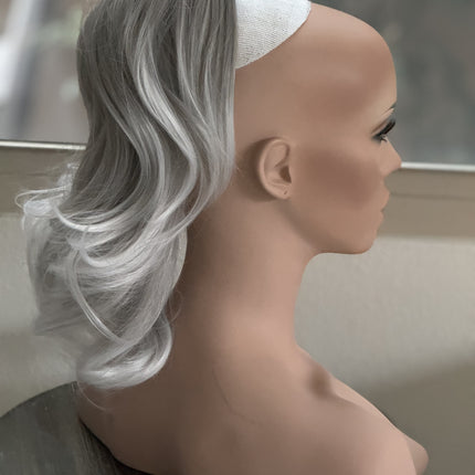 Tillstyle  light grey /white ends claw clip ponytail