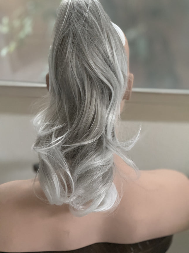 Tillstyle  light grey /white ends claw clip ponytail