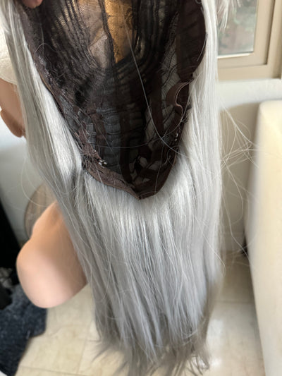 Tillstyle long silver grey wig with bangs straight wig for women 26 inch