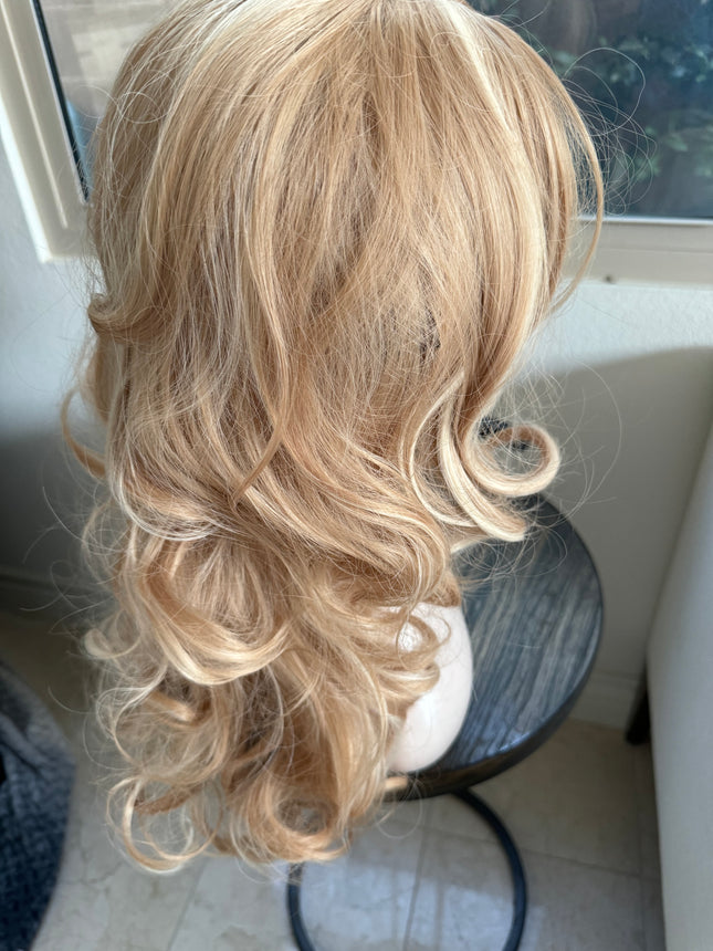 Tillstyle long  body wave wig blonde with highlights wig with bangs layered synthetic wig 22 inches