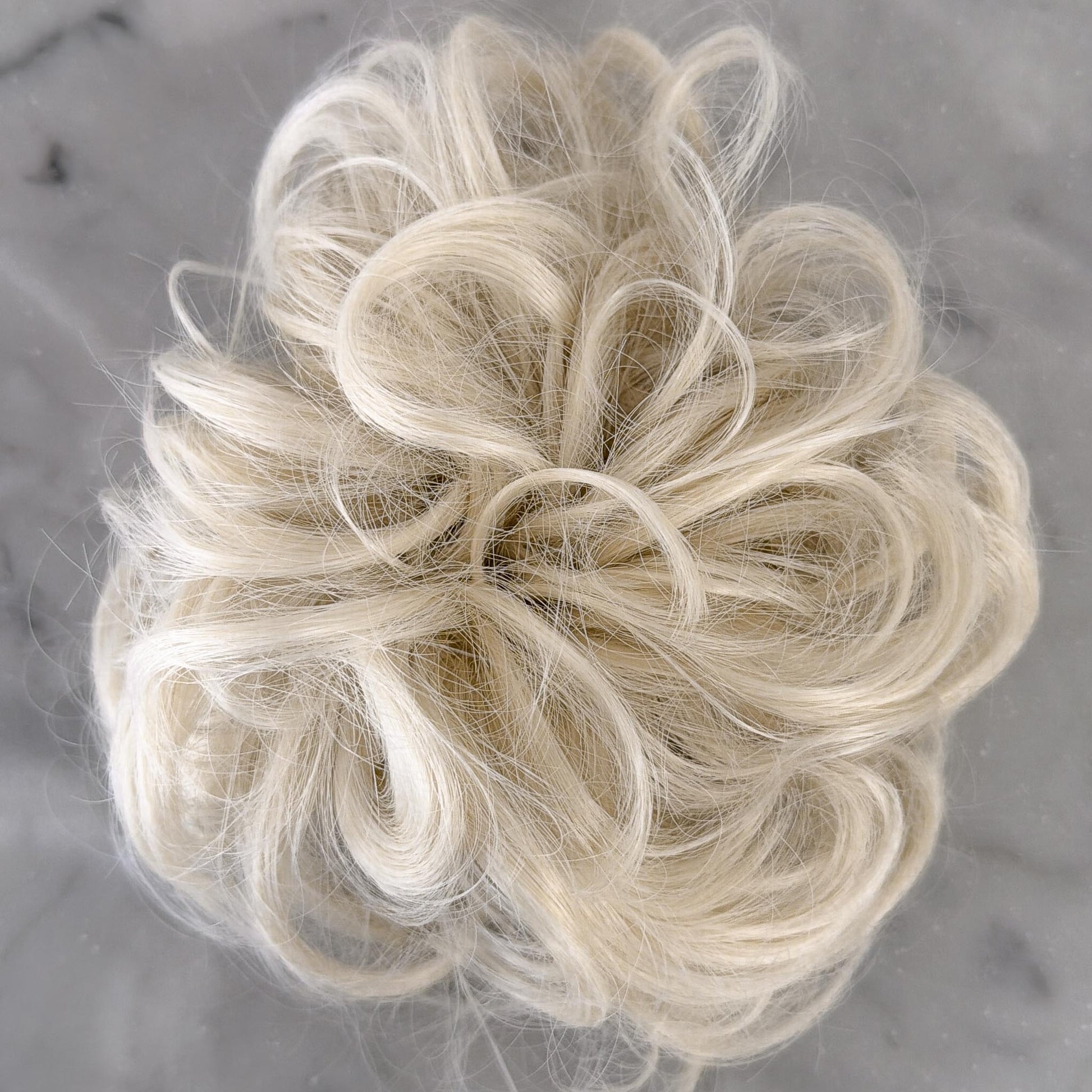 #color_platinium-blonde